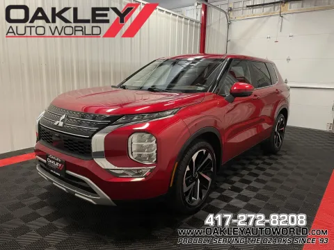 Red 2024 Mitsubishi Outlander SE for sale in Branson West, MO