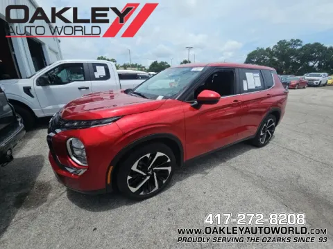 Red 2024 Mitsubishi Outlander SE for sale in Branson West, MO