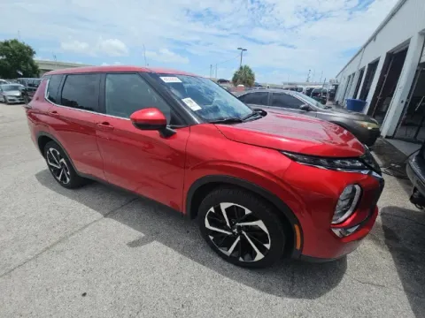 More photos of 2024 Mitsubishi Outlander SE at Oakley Auto World, MO