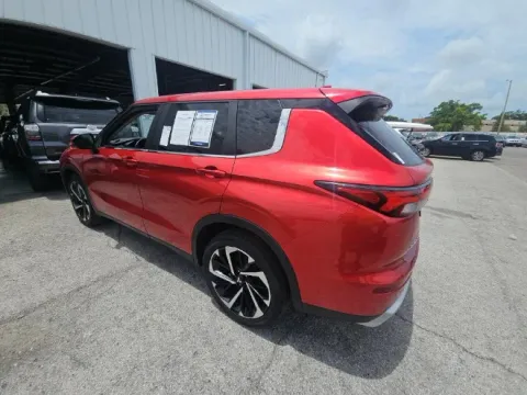 Photos of 2024 Mitsubishi Outlander SE for sale in Branson West, MO at Oakley Auto World