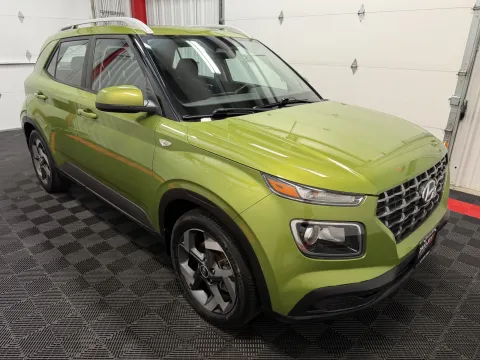 More photos of 2023 Hyundai Venue SEL at Oakley Auto World, MO