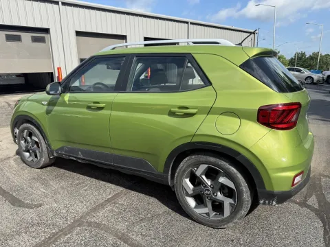 Photos of 2023 Hyundai Venue SEL for sale in Branson West, MO at Oakley Auto World