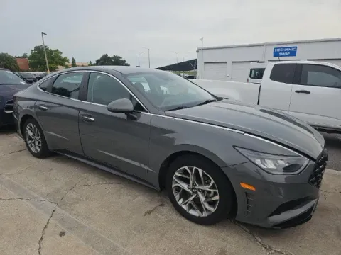More photos of 2020 Hyundai Sonata SEL at Oakley Auto World, MO