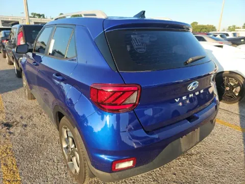 Photos of 2022 Hyundai Venue Limited for sale in Branson West, MO at Oakley Auto World