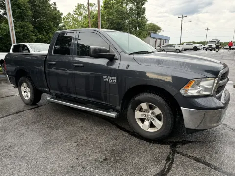 More photos of 2019 Ram 1500 Classic Tradesman at Oakley Auto World, MO