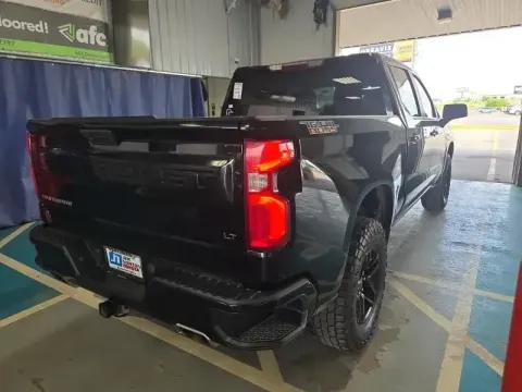 More photos of 2021 Chevrolet Silverado 1500 LT Trail Boss at Oakley Auto World, MO