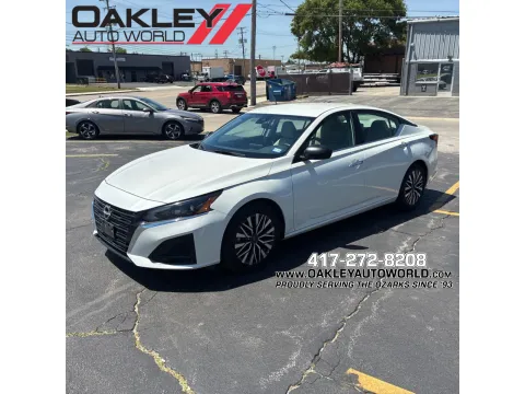 White 2025 Nissan Altima 2.5 SV for sale in Branson West, MO