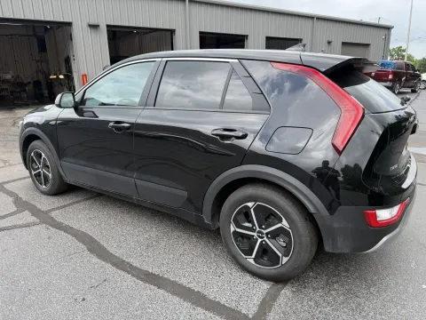 Photos of 2026 Kia Niro LX for sale in Branson West, MO at Oakley Auto World