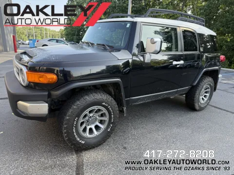 Black 2010 Toyota FJ Cruiser for sale in Branson West, MO
