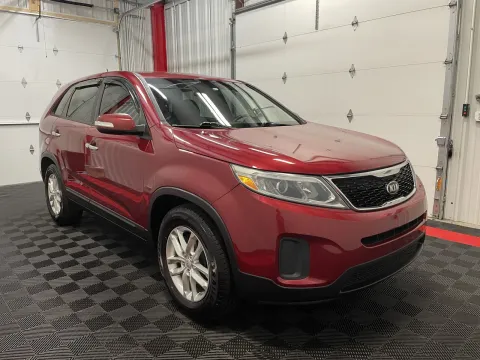 More photos of 2014 Kia Sorento LX at Oakley Auto World, MO