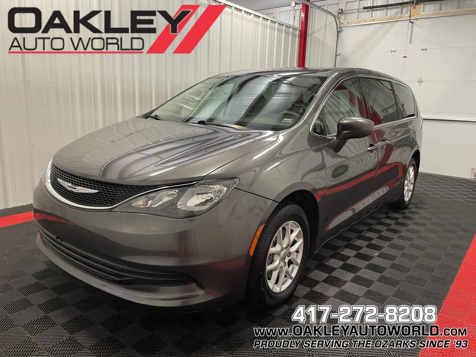 Unknown 2018 Chrysler Pacifica LX for sale in Branson West, MO