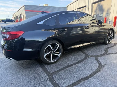 More photos of 2021 Honda Accord Sport Special Edition at Oakley Auto World, MO