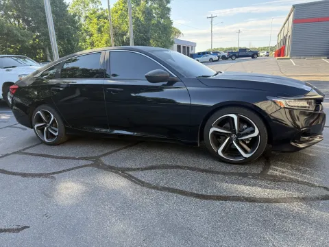 More photos of 2021 Honda Accord Sport Special Edition at Oakley Auto World, MO