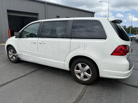 Photos of 2010 Volkswagen Routan SE for sale in Branson West, MO at Oakley Auto World