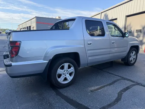 More photos of 2013 Honda Ridgeline RTL at Oakley Auto World, MO