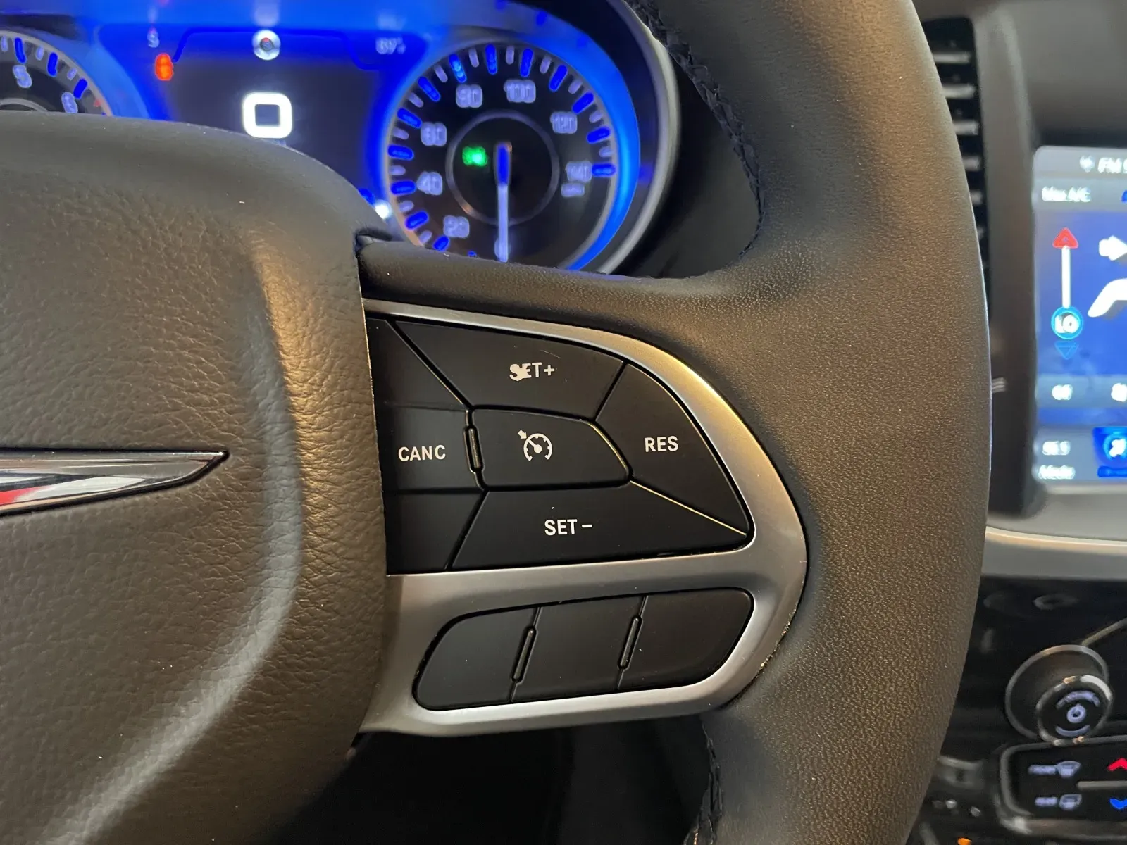 Chrysler 300 photo 21