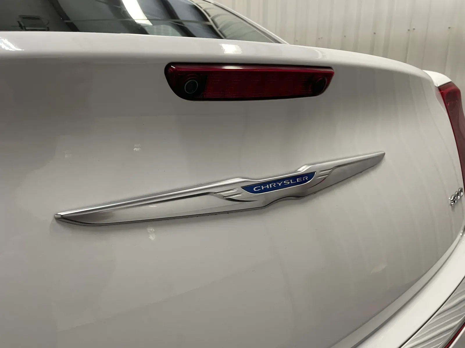 Chrysler 300 photo 14