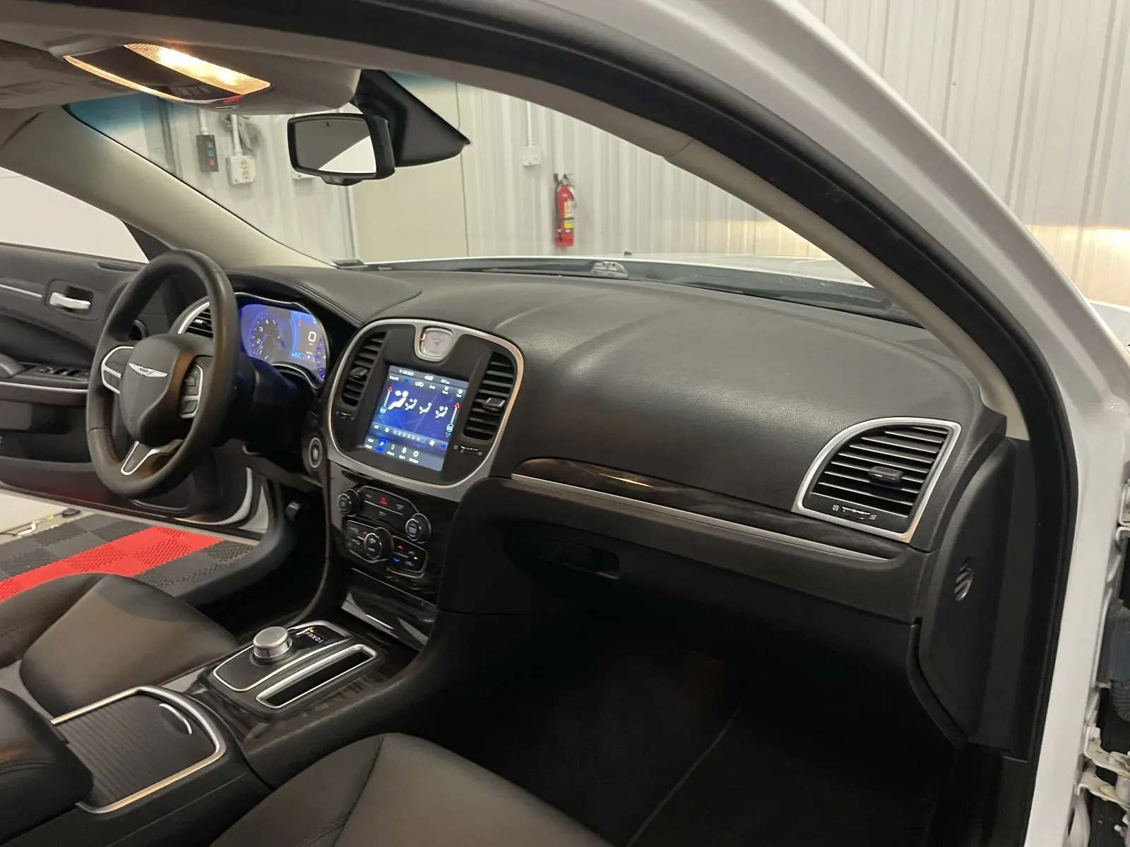 Chrysler 300 photo 44