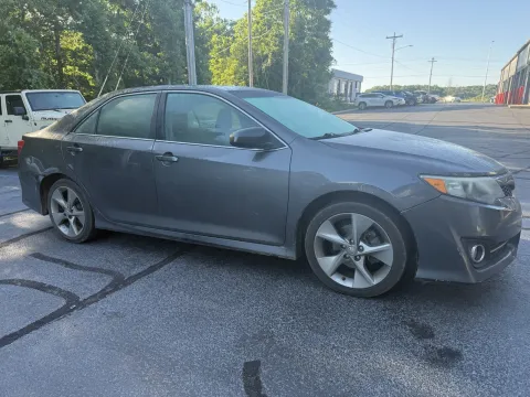 More photos of 2013 Toyota Camry SE at Oakley Auto World, MO