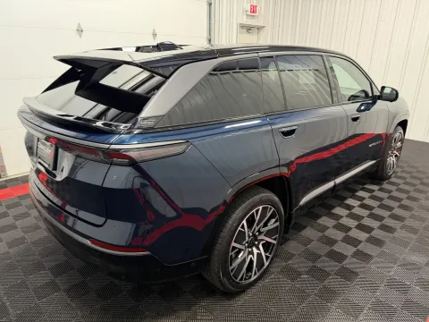 More photos of 2025 Jeep Wagoneer S Limited at Oakley Auto World, MO