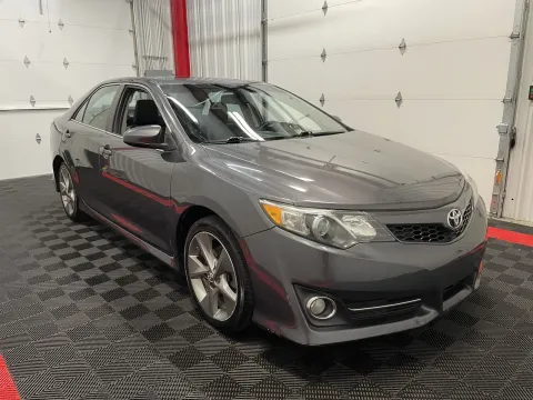 More photos of 2013 Toyota Camry SE at Oakley Auto World, MO