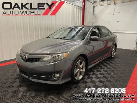 Gray 2013 Toyota Camry SE for sale in Branson West, MO