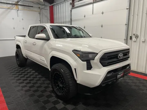 More photos of 2025 Toyota Tacoma SR5 at Oakley Auto World, MO