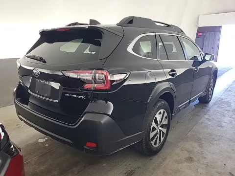 More photos of 2023 Subaru Outback Premium at Oakley Auto World, MO