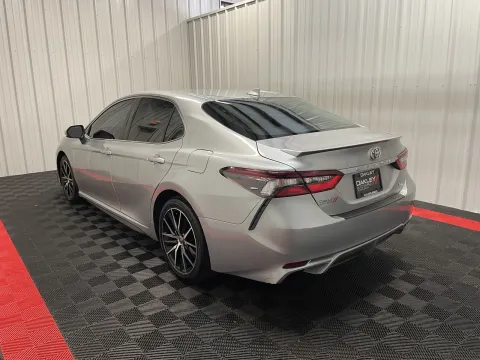 Photos of 2021 Toyota Camry SE for sale in Branson West, MO at Oakley Auto World