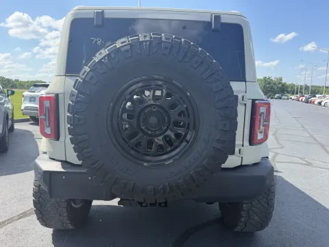 More photos of 2025 Ford Bronco Outer Banks at Oakley Auto World, MO