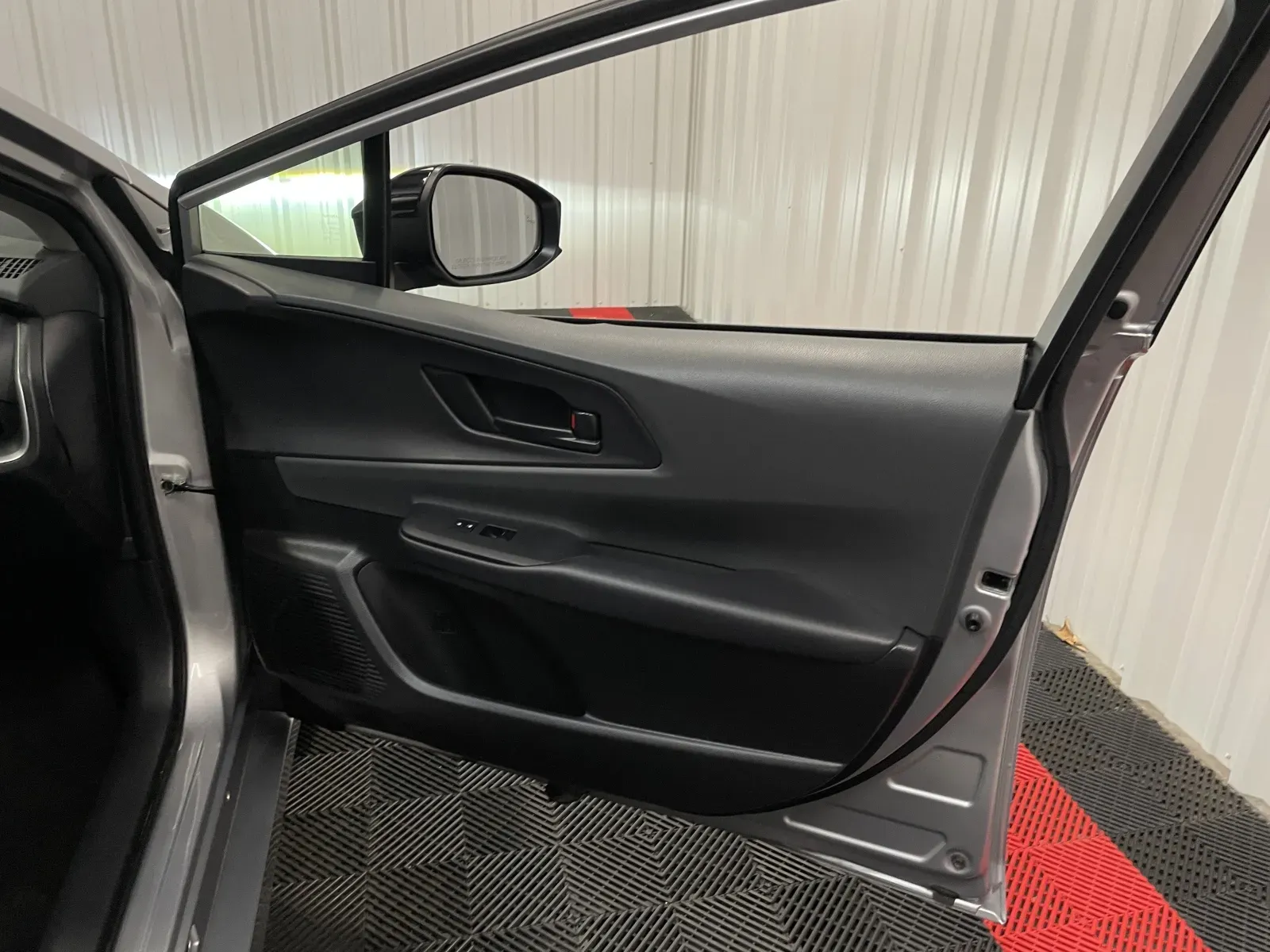 Toyota Prius photo 40