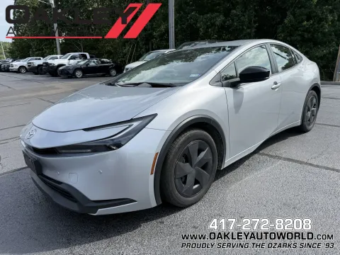 Silver 2025 Toyota Prius LE for sale in Branson West, MO