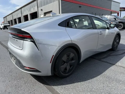 More photos of 2025 Toyota Prius LE at Oakley Auto World, MO
