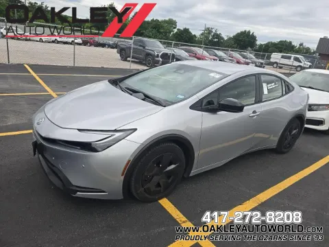 Silver 2025 Toyota Prius LE for sale in Branson West, MO