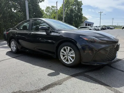 More photos of 2025 Toyota Camry LE at Oakley Auto World, MO