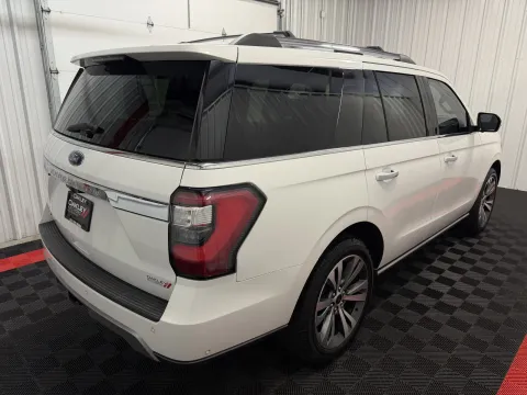More photos of 2020 Ford Expedition Limited at Oakley Auto World, MO