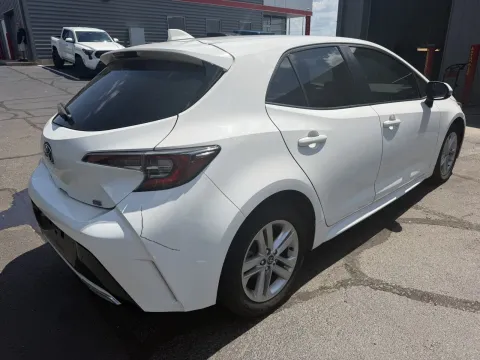 More photos of 2022 Toyota Corolla Hatchback SE at Oakley Auto World, MO