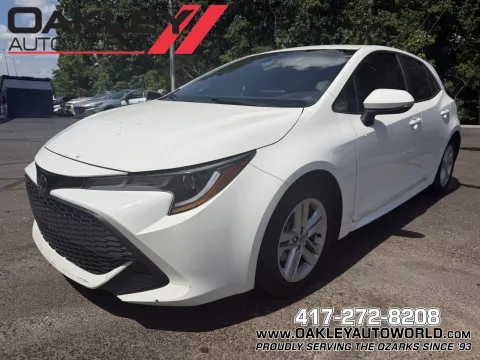 White 2022 Toyota Corolla Hatchback SE for sale in Branson West, MO