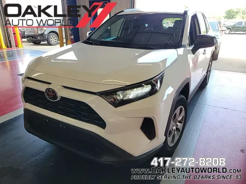 White 2021 Toyota RAV4 LE for sale in Branson West, MO