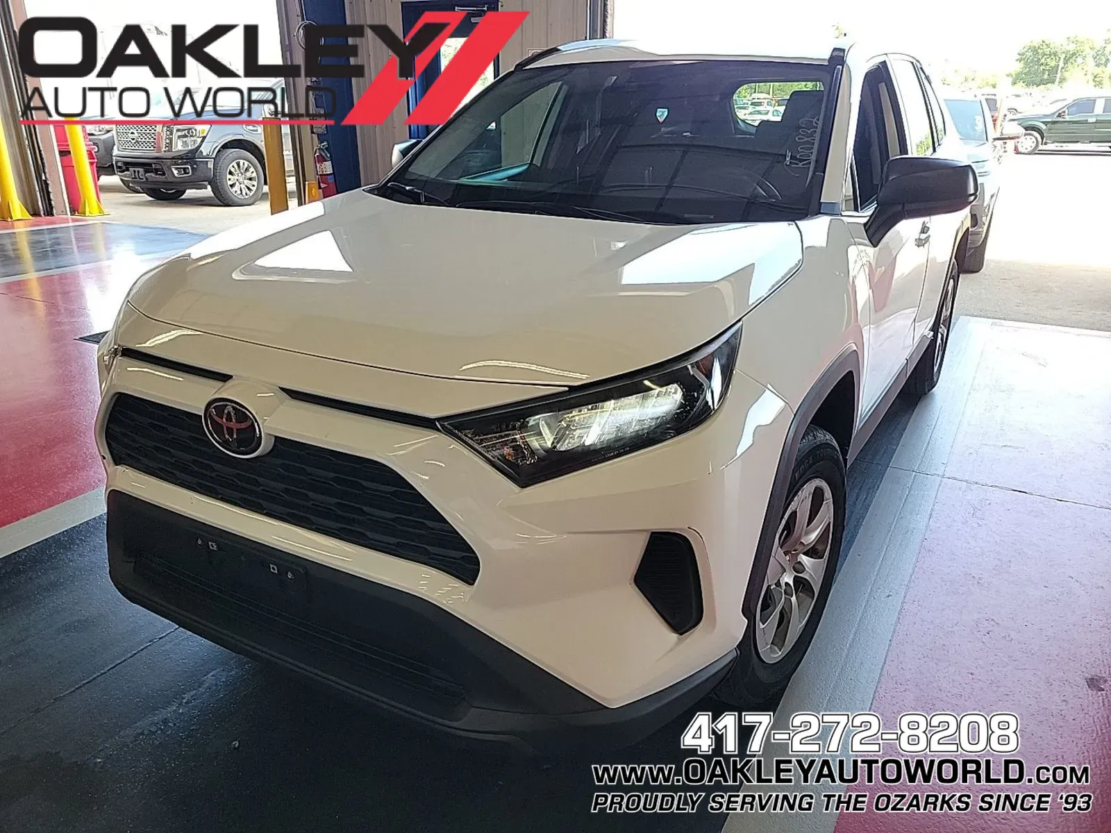 2021 Toyota RAV4 LE AWD's photo