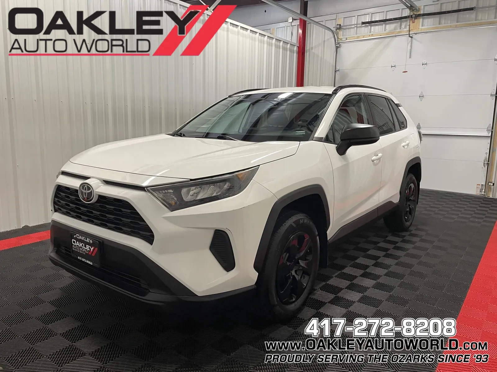 White 2021 Toyota RAV4 LE for sale in Branson West, MO