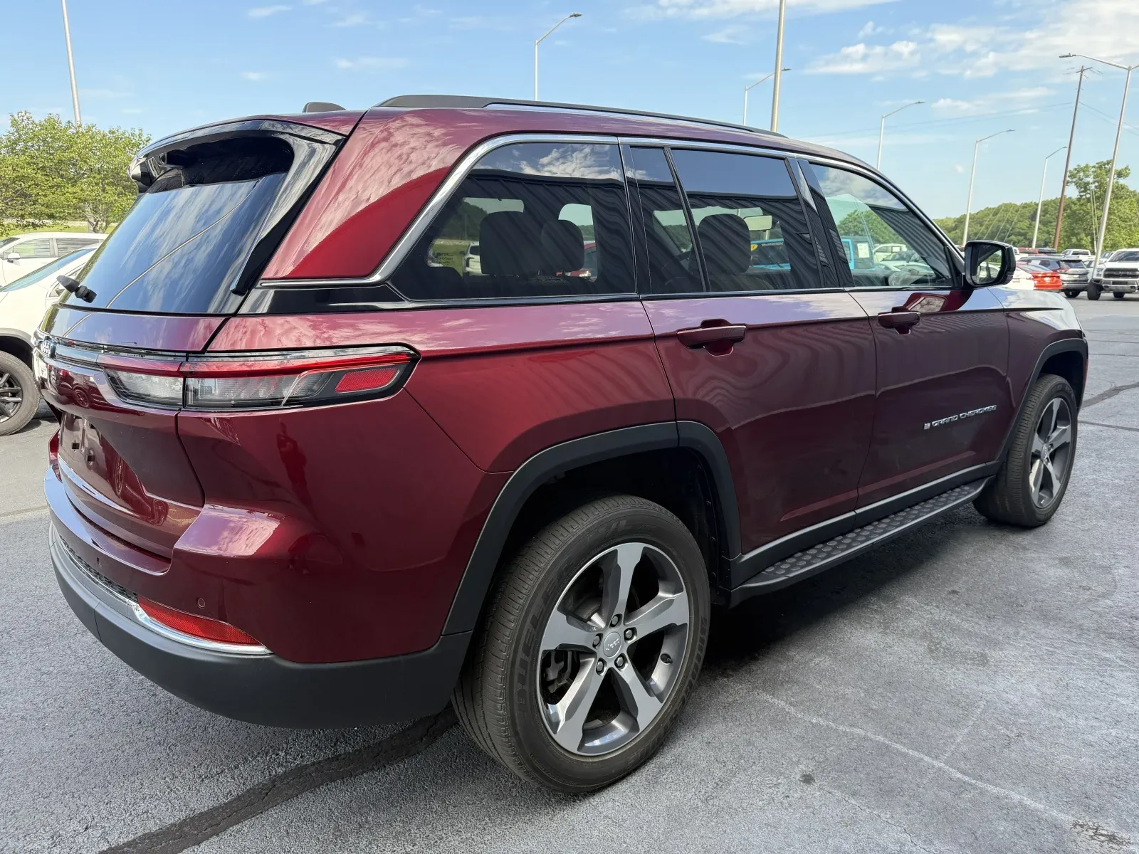More photos of 2023 Jeep Grand Cherokee 4xe at Oakley Auto World, MO