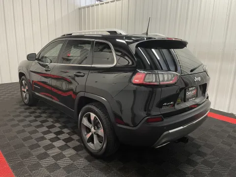 Photos of 2019 Jeep Cherokee Limited for sale in Branson West, MO at Oakley Auto World