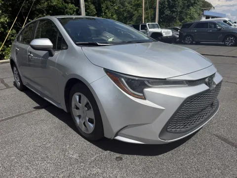 More photos of 2022 Toyota Corolla LE at Oakley Auto World, MO