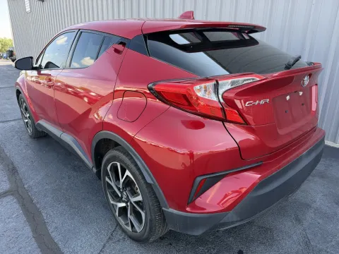 Photos of 2020 Toyota C-HR XLE for sale in Branson West, MO at Oakley Auto World