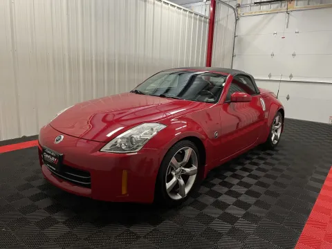 More photos of 2007 Nissan 350Z Enthusiast at Oakley Auto World, MO