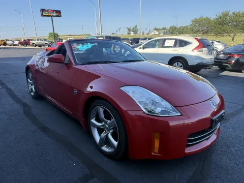 More photos of 2007 Nissan 350Z Touring at Oakley Auto World, MO