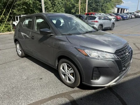 More photos of 2023 Nissan Kicks S at Oakley Auto World, MO