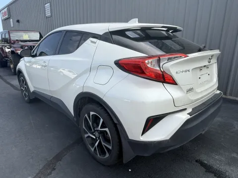 Photos of 2020 Toyota C-HR XLE for sale in Branson West, MO at Oakley Auto World