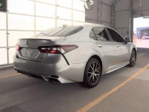More photos of 2021 Toyota Camry SE at Oakley Auto World, MO